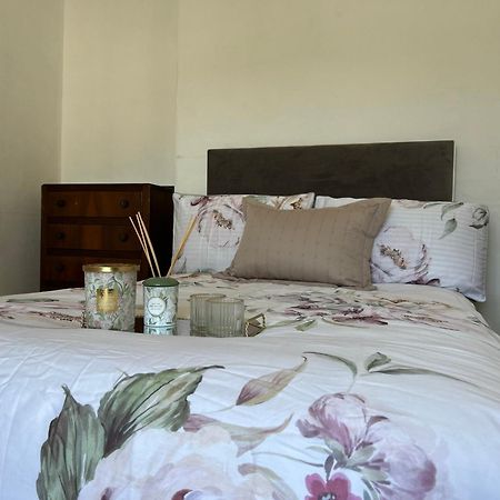 Comfortable Room Newbridge  Esterno foto